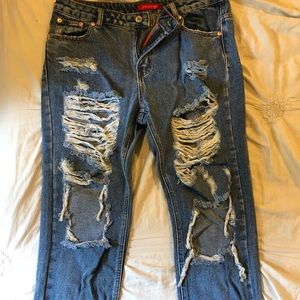 NWT ripped cropped jeans